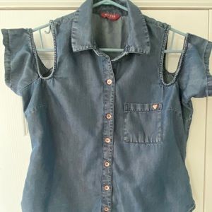 Guess shoulder cut out shirt